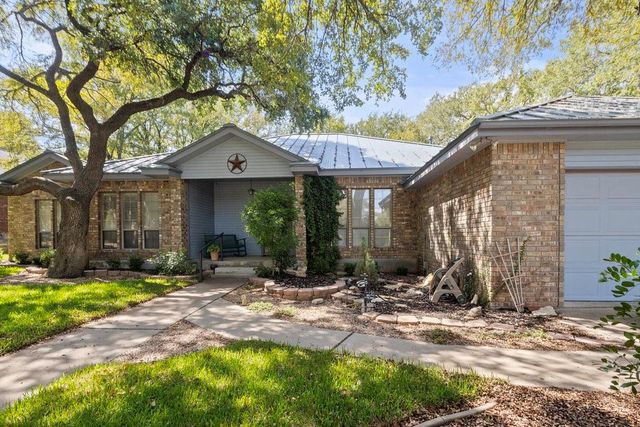 300 Delaware Springs BLVD, Burnet, TX 78611