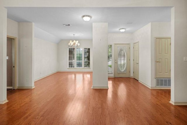 300 Delaware Springs BLVD, Burnet, TX 78611