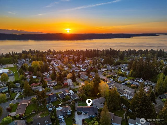 7081 47th Avenue W, Mukilteo, WA 98275