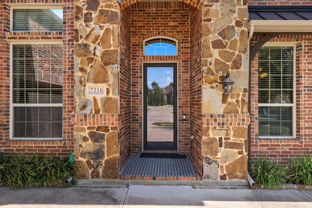 7216 Everglade Drive, North Richland Hills, TX 76182