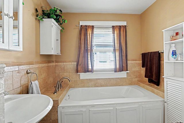 1124 N Pearce Ave., Wichita, KS 67203