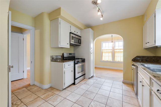 221 NW 35th Street, Oklahoma City, OK 73118