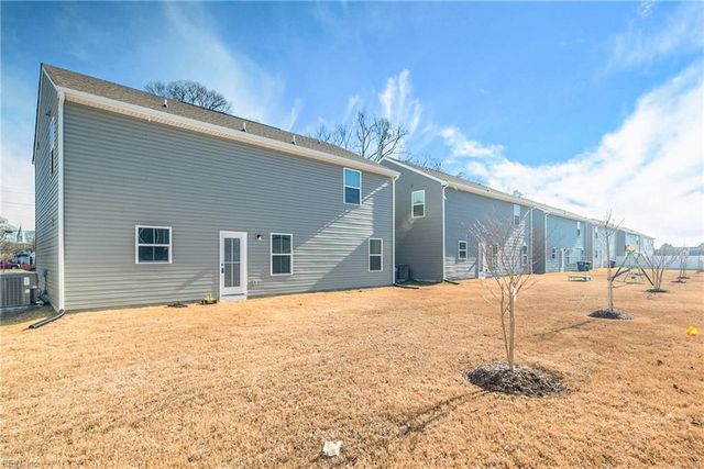 123 Good Hope LN, Portsmouth, VA 23702