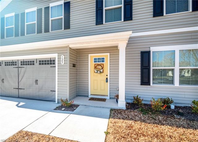 123 Good Hope LN, Portsmouth, VA 23702
