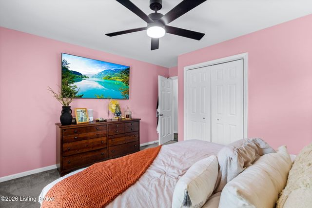 10001 Northridge Ct, Louisville, KY 40272