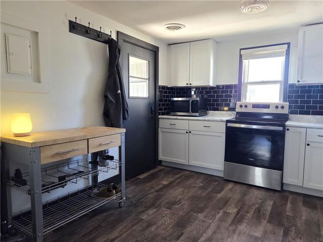 459 Woodward Avenue, Chippewa Falls, WI 54729