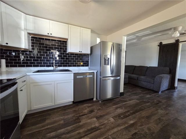 459 Woodward Avenue, Chippewa Falls, WI 54729