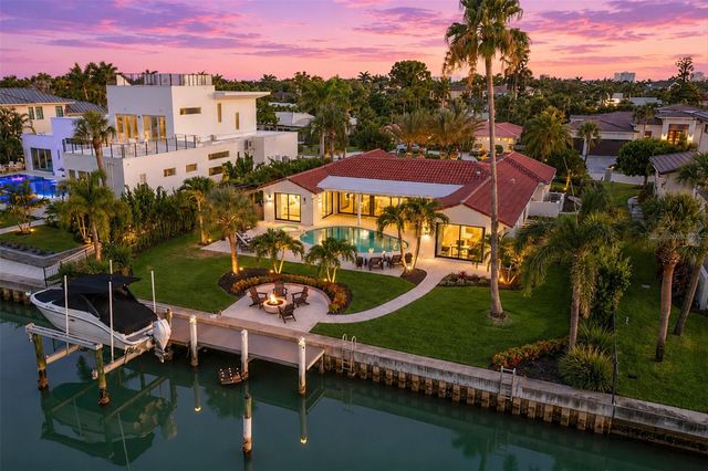 465 E ROYAL FLAMINGO DRIVE, Sarasota, FL 34236