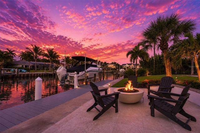 465 E ROYAL FLAMINGO DRIVE, Sarasota, FL 34236