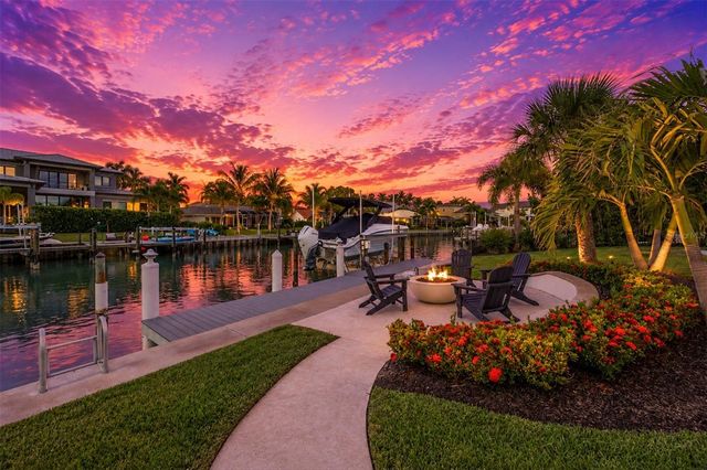 465 E ROYAL FLAMINGO DRIVE, Sarasota, FL 34236