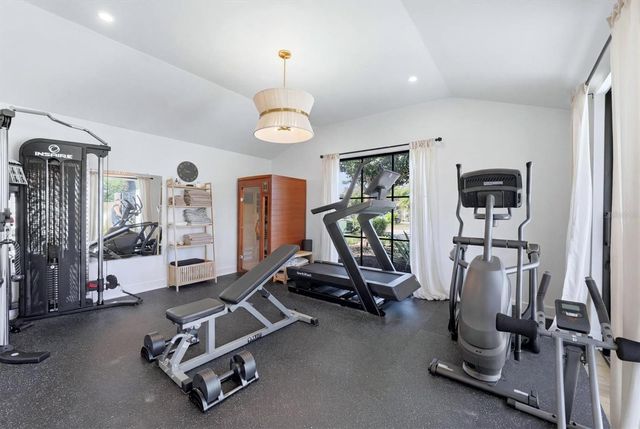 465 E ROYAL FLAMINGO DRIVE, Sarasota, FL 34236