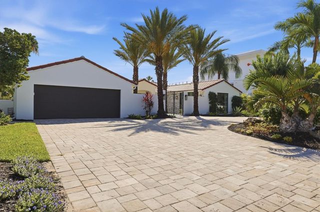 465 E ROYAL FLAMINGO DRIVE, Sarasota, FL 34236