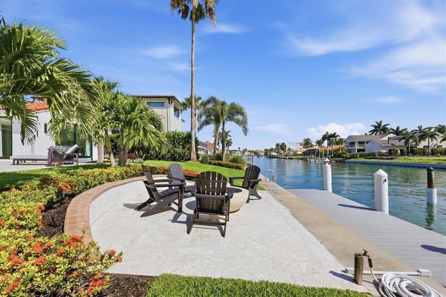 465 E ROYAL FLAMINGO DRIVE, Sarasota, FL 34236