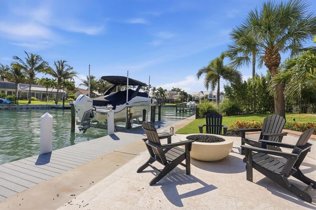 465 E ROYAL FLAMINGO DRIVE, Sarasota, FL 34236