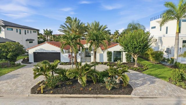 465 E ROYAL FLAMINGO DRIVE, Sarasota, FL 34236