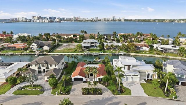 465 E ROYAL FLAMINGO DRIVE, Sarasota, FL 34236