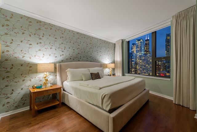501 N Clinton Street 2105, Chicago, IL 60654