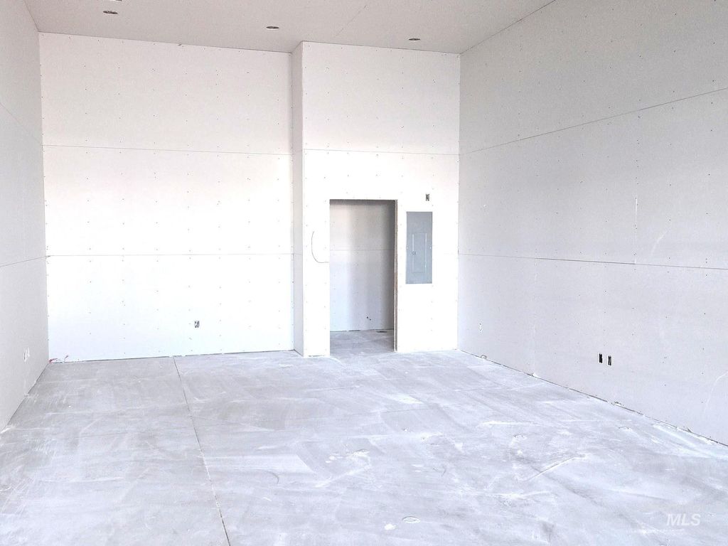 1611 N Whitley Drive 1B, Fruitland, ID 83619 photo 4