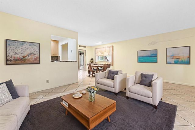 206 Valencia I, Delray Beach, FL 33446