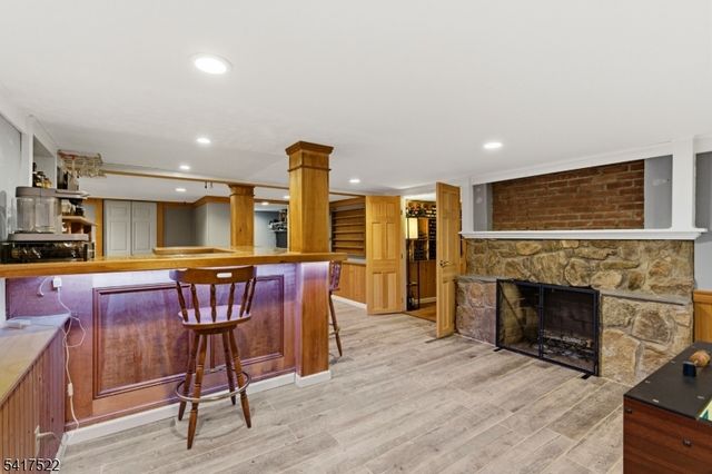 1 Old Mill Rd, Chester Twp., NJ 07930