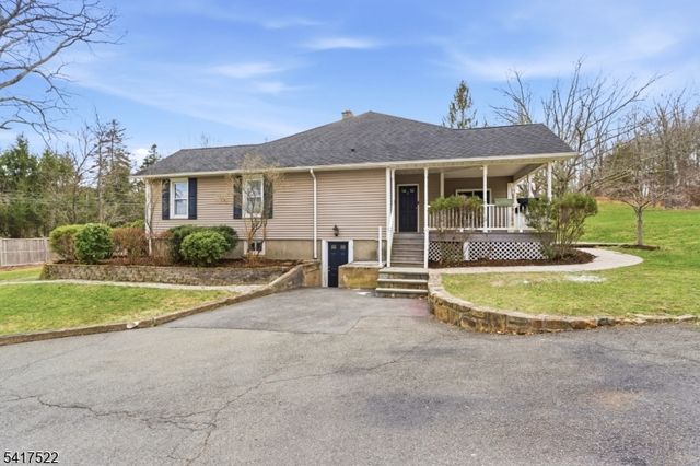 1 Old Mill Rd, Chester Twp., NJ 07930