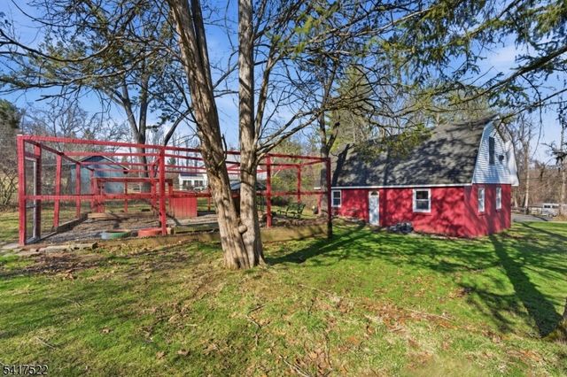 1 Old Mill Rd, Chester Twp., NJ 07930