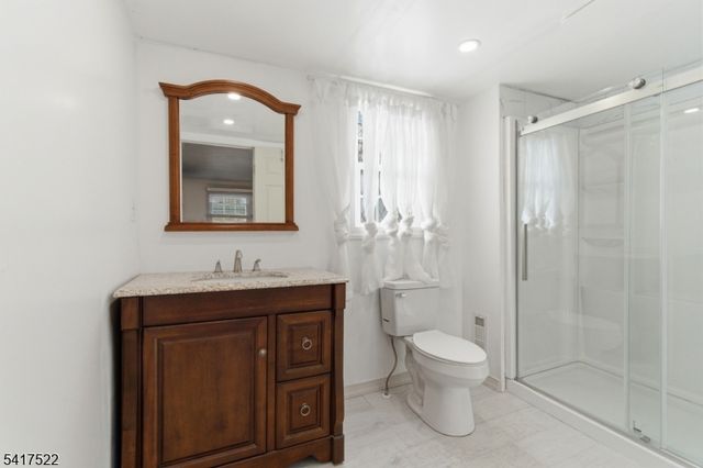 1 Old Mill Rd, Chester Twp., NJ 07930