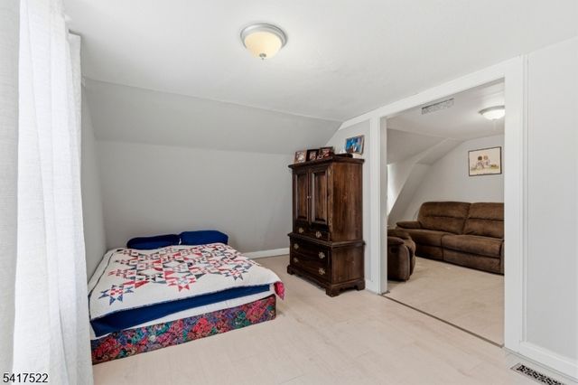 1 Old Mill Rd, Chester Twp., NJ 07930