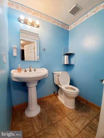 24 RAMSGATE CT, Baltimore, MD 21227