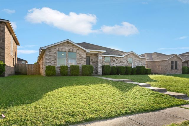 3037 Paint Brush Place, Lancaster, TX 75134
