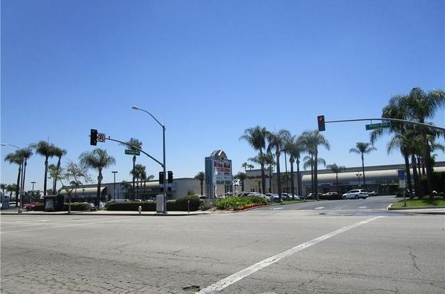 777 E Valley 10, Alhambra, CA 91801