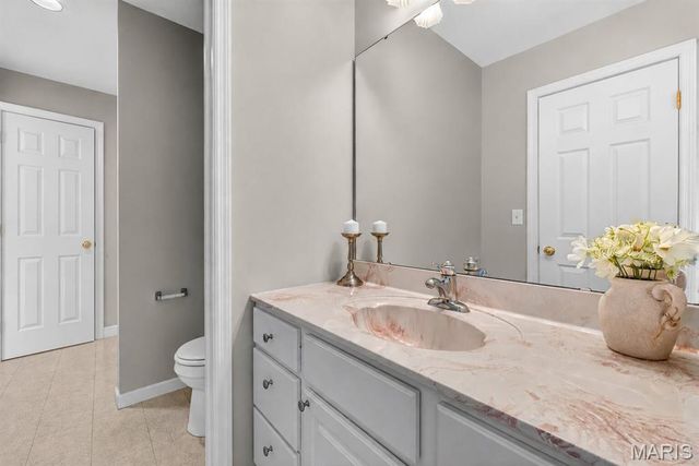 371 Galahad Court, Weldon Spring, MO 63304