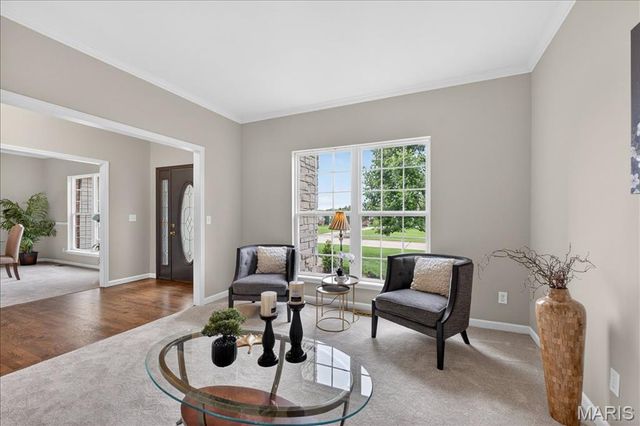 371 Galahad Court, Weldon Spring, MO 63304