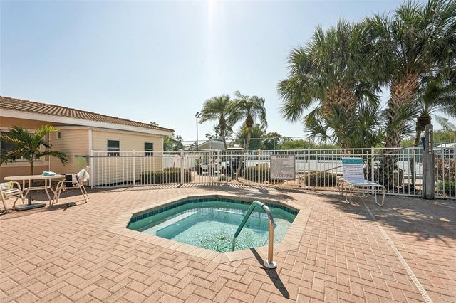 8340 PALMETTO COURT, Englewood, FL 34224