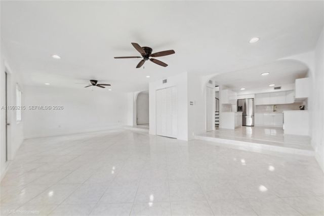 2211 SW 122nd Ct, Miami, FL 33175