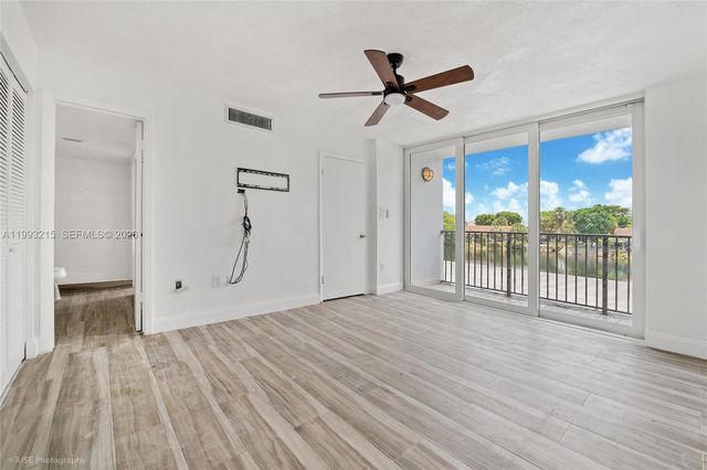 2211 SW 122nd Ct, Miami, FL 33175