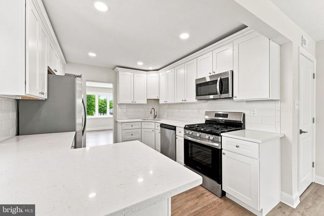 546 MUHLENBERG AVE, Wenonah, NJ 08090