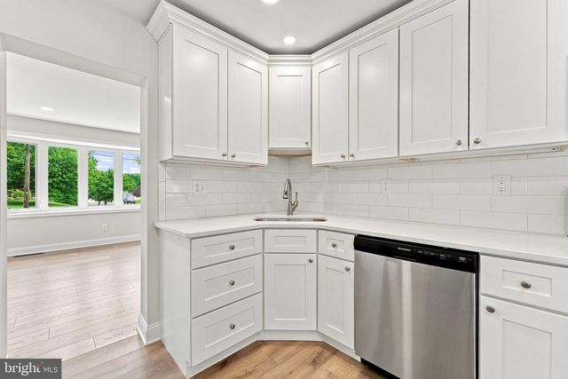 546 MUHLENBERG AVE, Wenonah, NJ 08090