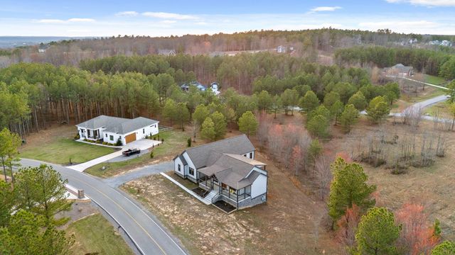 2323 River Bluffs Drive, Jasper, TN 37347