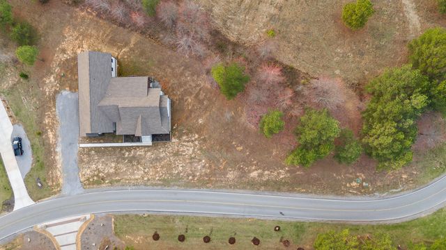 2323 River Bluffs Drive, Jasper, TN 37347