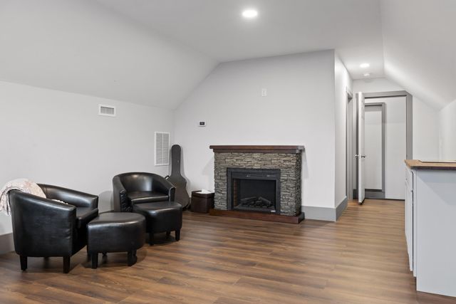 2323 River Bluffs Drive, Jasper, TN 37347