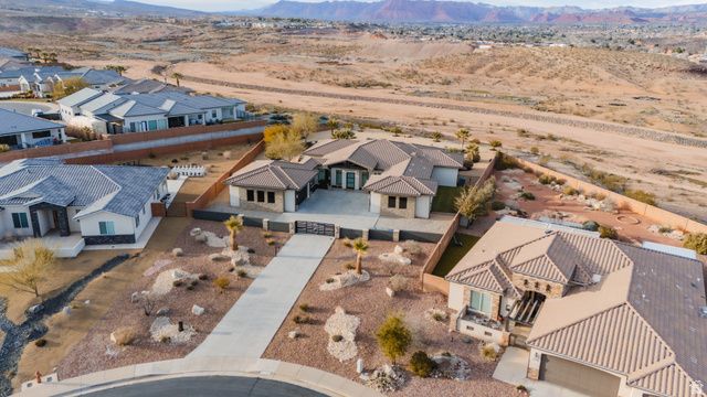 1218 W PROVINICE WAY, St. George, UT 84770