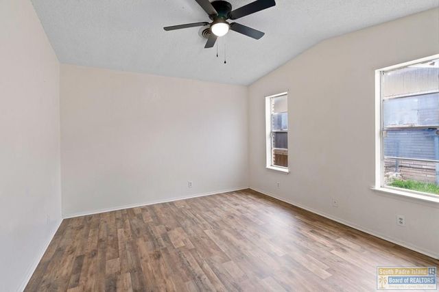 129 Spencer Ct., Harlingen, TX 78550