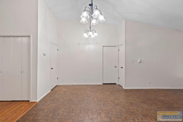 129 Spencer Ct., Harlingen, TX 78550
