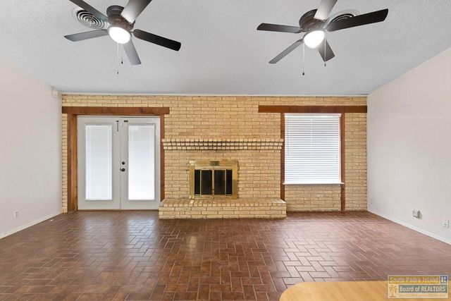 129 Spencer Ct., Harlingen, TX 78550