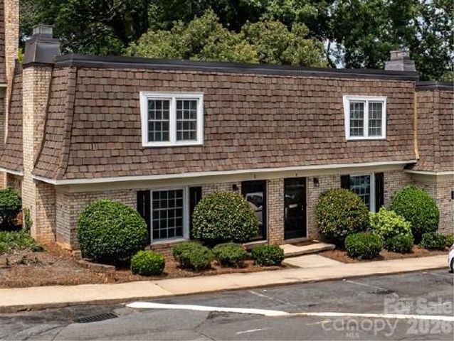 3500 Colony Road E, Charlotte, NC 28211