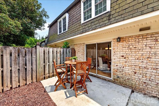 3500 Colony Road E, Charlotte, NC 28211