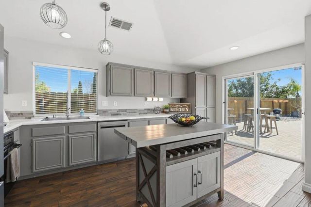 3397 Redwing Drive, Oceanside, CA 92058