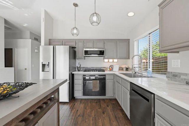 3397 Redwing Drive, Oceanside, CA 92058