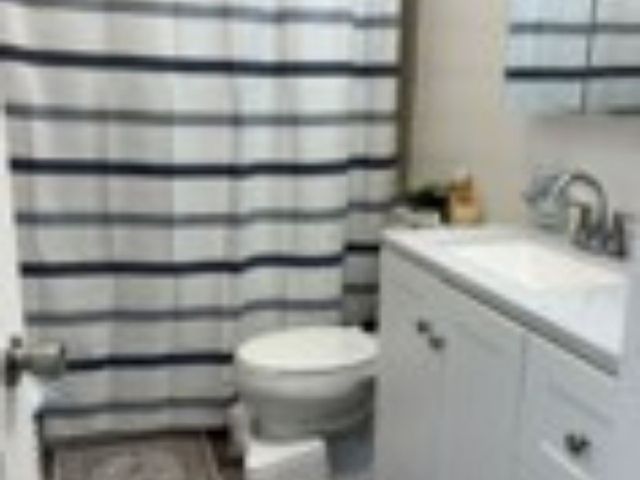 318 Dersam St, Port Vue, PA 15133
